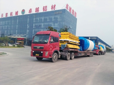 熱烈祝賀內(nèi)蒙古客戶輕質(zhì)墻板生產(chǎn)線成功啟運！